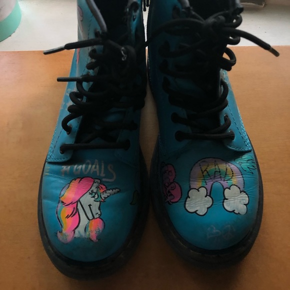 Blue Dr Martens boots - Picture 3 of 13